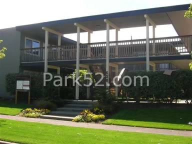 Main picture of 630 N Prospect St