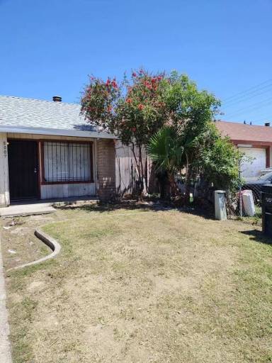 Main picture of 8007 68th Ave