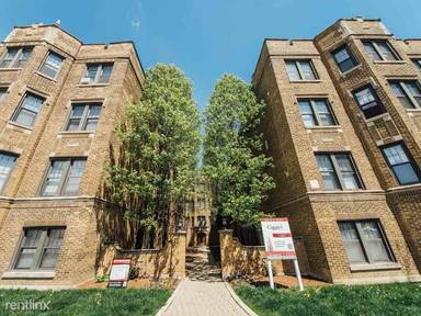 Main picture of 2332 W Addison St