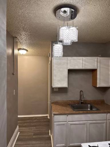 Main picture of 334 Raymond St