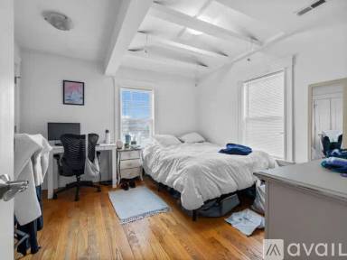 Main picture of 78 Bowdoin St