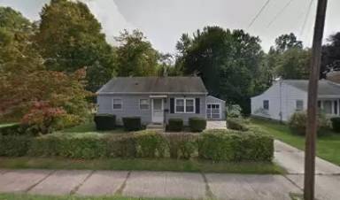 Main picture of 318 10th St NE