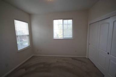 Main picture of 10125 Arches Way