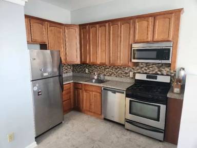 Main picture of 331 Borden St
