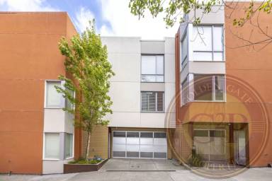 Main picture of 137 Avocet Way