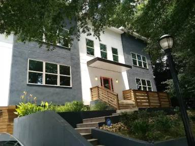 Main picture of 1146 Ponce de Leon Ave NE