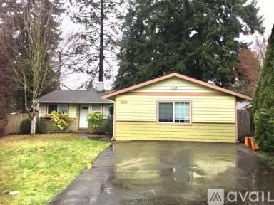 Main picture of 12001 NE 134th Pl