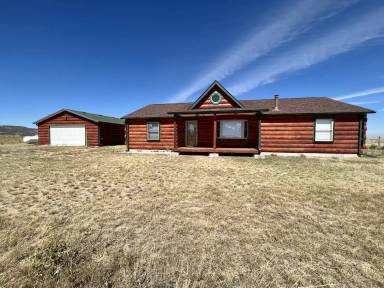 Main picture of 794 Latigo Loop