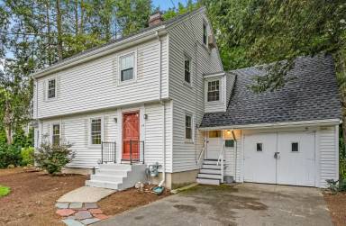 Main picture of 14 Gleason Rd