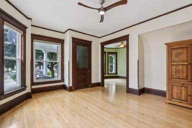 Main picture of 2564 N Cramer St