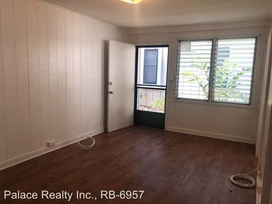 Main picture of 1718 Clark St