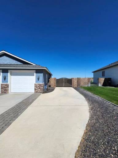 Main picture of 3511 Hovley Ln