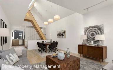 Main picture of 339 16th Ave E