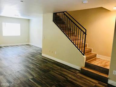 Main picture of 11312 Huston St