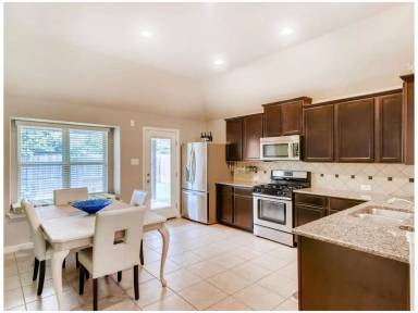 Main picture of 720 Ann Taylor Dr