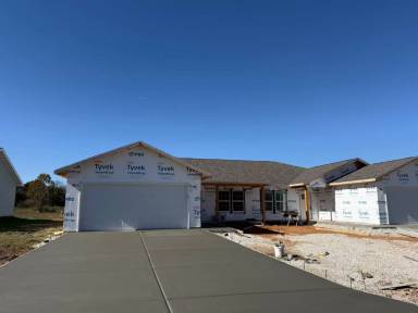 Main picture of 154 Ruby Ln