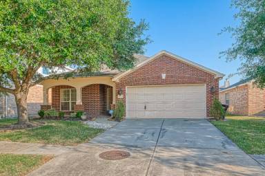 Main picture of 21538 Duke Alexander Dr