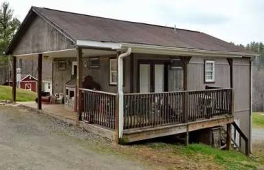 Main picture of 52 Elkins Branch Rd