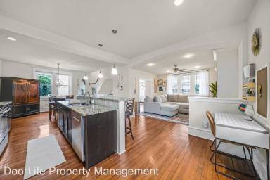 Main picture of 513 Grove St