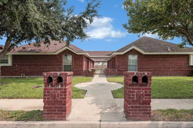 Main picture of 813 W Bronze Dr