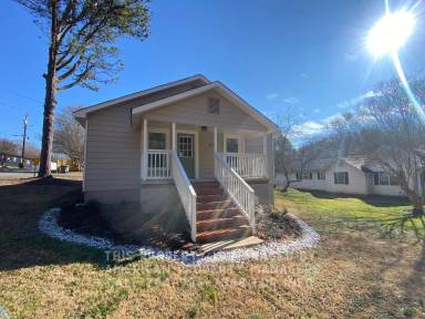 Main picture of 1204 W A St