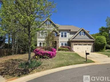 Main picture of 108 Holly Glen Ct