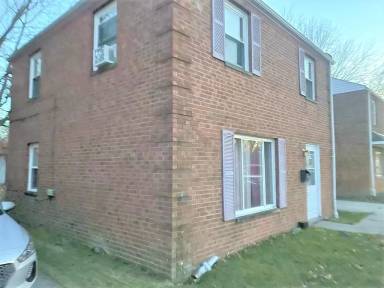 Main picture of 23760 Hartland Dr
