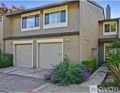Main picture of 1012 Poplar Dr