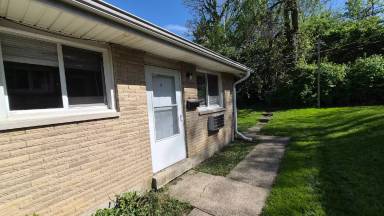 Main picture of 250 E Nottingham Rd