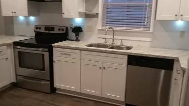 Main picture of 4401 Elysian St