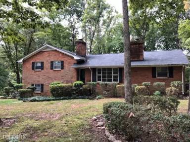 Main picture of 5401 Guida Dr