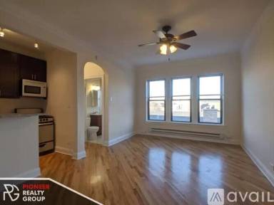 Main picture of 4614 N Paulina St