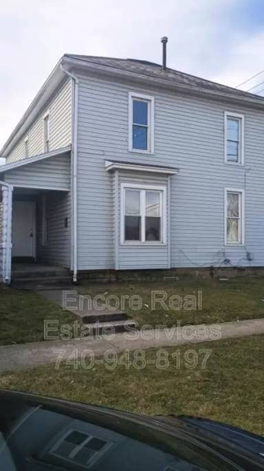 Main picture of 449 Park Ave