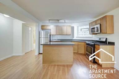 Main picture of 3047 W Logan Blvd
