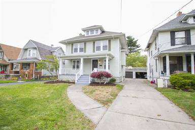 Main picture of 3859 Lockwood Ave