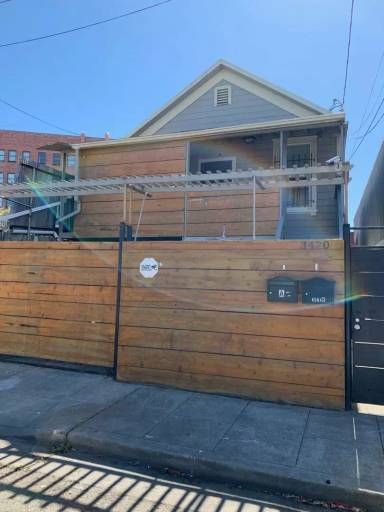 Main picture of 3420A Chestnut St