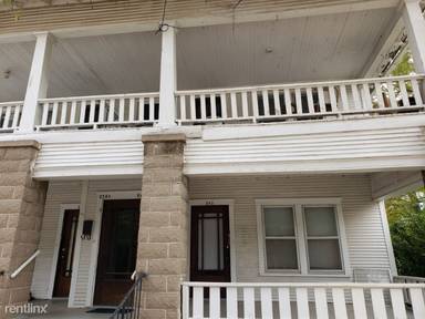Main picture of 840 1/2 S Main St