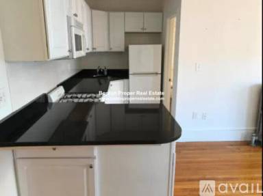 Main picture of 26 Hemenway St