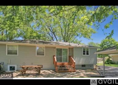 Main picture of 6017 Gettysburg Ave N