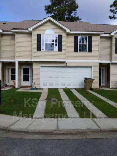 Main picture of 16 Orchid Ln