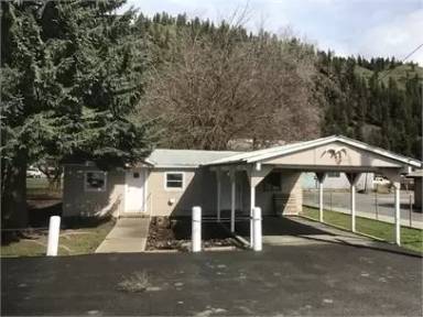 Main picture of 370 W 3rd Ave
