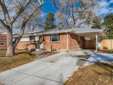 Main picture of 6512 S Ogden St