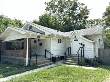 Main picture of 1319 Cruft St