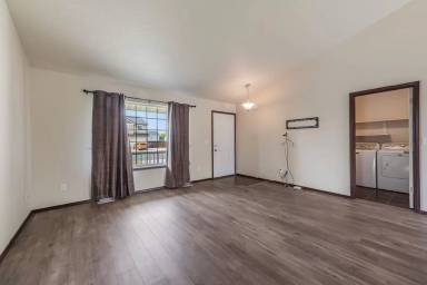 Main picture of 2926 E Thrush Dr