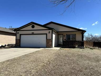 Main picture of 546 S Race St