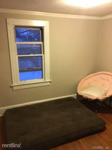 Main picture of 72 Clark Ave