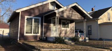 Main picture of 2542 N Arkansas Ave