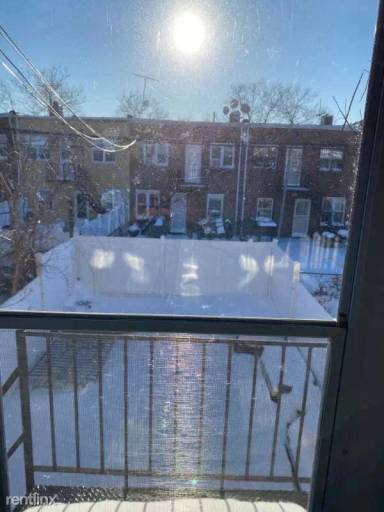 Main picture of 1132 E 102nd St