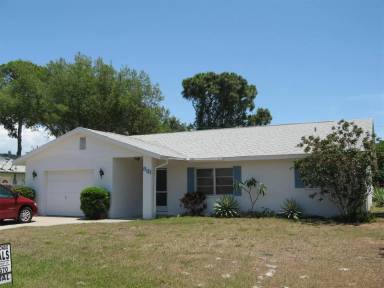 Main picture of 831 Linden Rd