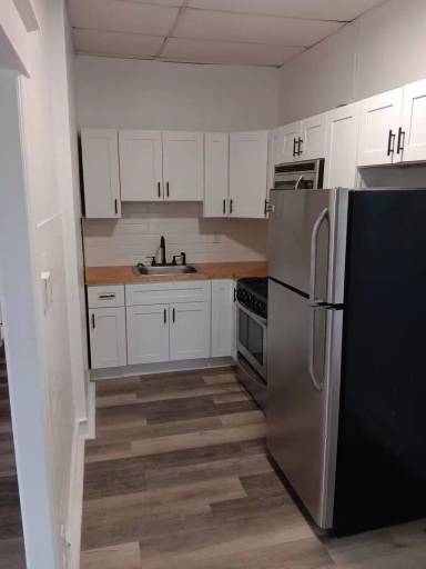 Main picture of 3908 W Girard Ave